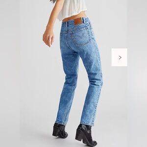 Levi's Light Blue Straight Leg Jeans 👖